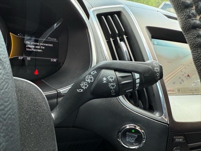 Photo of 2018 Ingot Silver Ford Edge