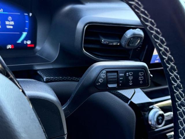 Photo of 2022 Star White Metallic Tri-Coat Ford Explorer