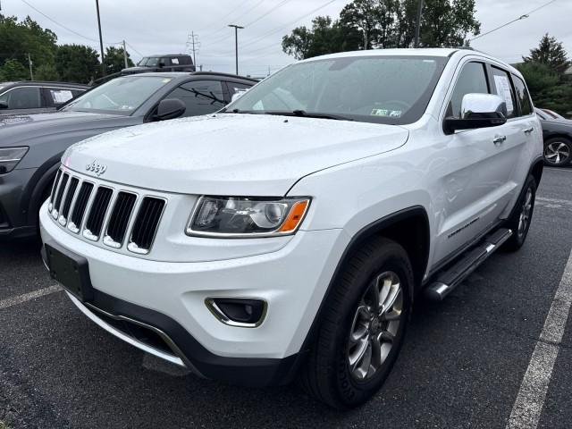 Photo of 2015 Bright White Clearcoat Jeep Grand Cherokee