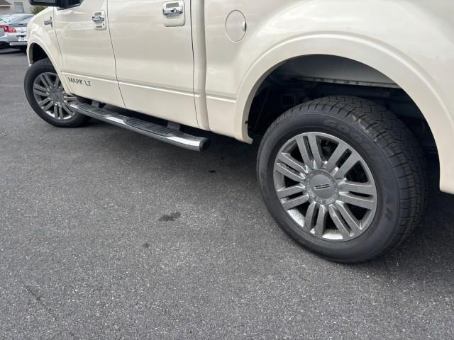 Photo of 2008 White Chocolate Tri-Coat Lincoln Mark LT