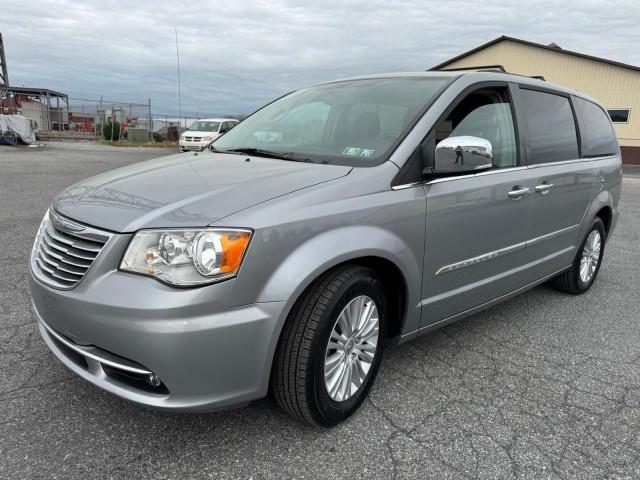 2015 Chrysler Town & Country