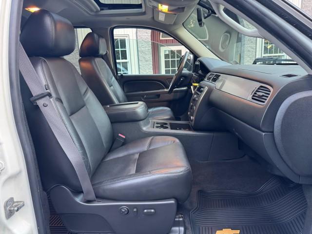 Photo of 2012 White Diamond Tricoat Chevrolet Silverado 1500