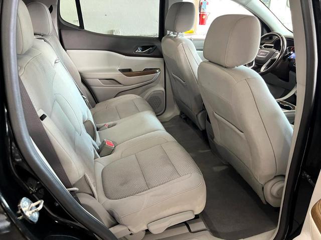 Photo of 2020 Black GMC Acadia
