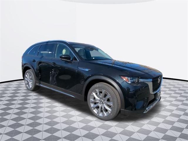 Photo of 2025 Jet Black Mica Mazda CX-90