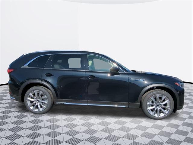 Photo of 2025 Jet Black Mica Mazda CX-90