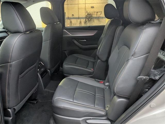 Photo of 2025 Platinum Quartz Metallic Mazda CX-90