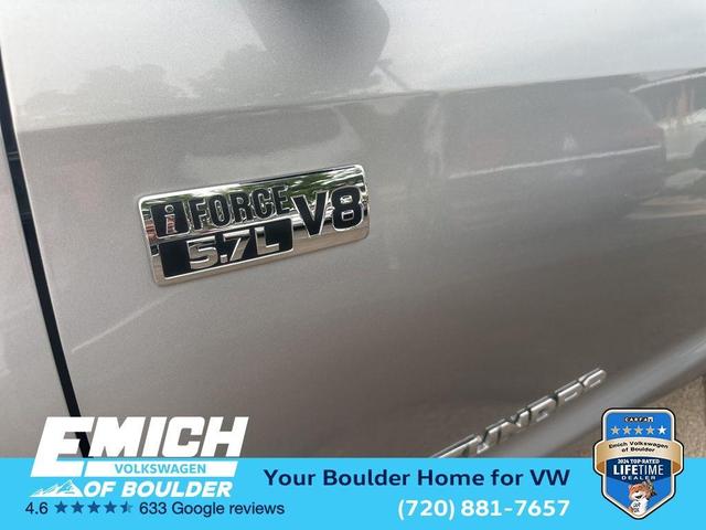 Photo of 2017 Silver Toyota Tundra