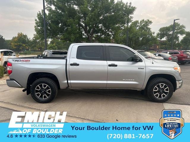 Photo of 2017 Silver Toyota Tundra