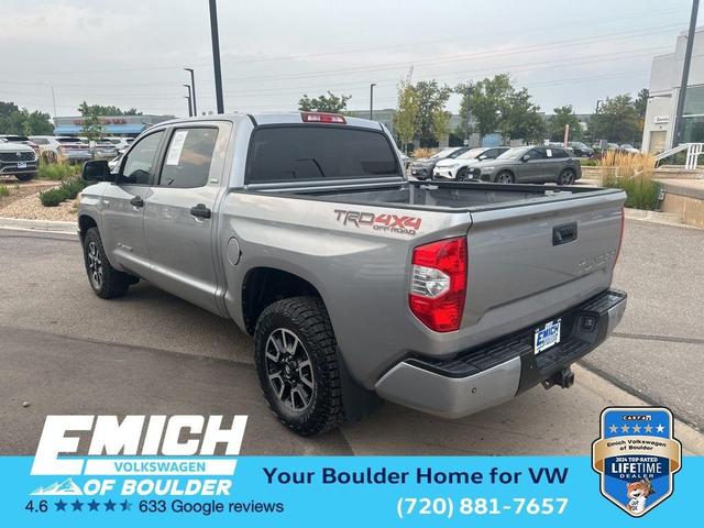 Photo of 2017 Silver Toyota Tundra
