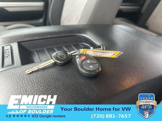 Photo of 2017 Silver Toyota Tundra