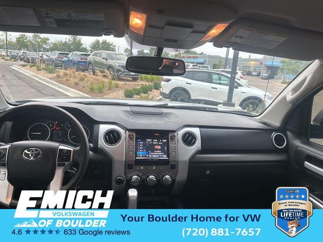Photo of 2017 Silver Toyota Tundra