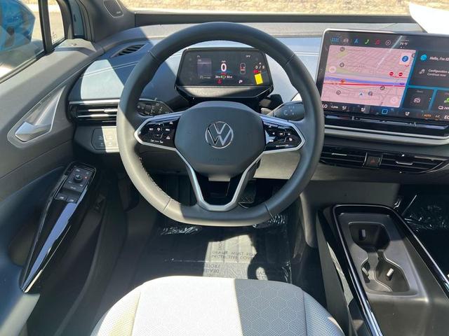 Photo of 2025 Mountain Lake Blue W/Black Roof Volkswagen ID.4