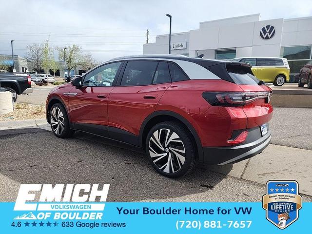 Photo of 2025 Aurora Red Chroma With Black Roof Volkswagen ID.4
