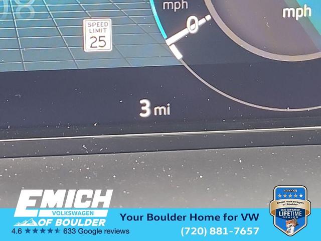 Photo of 2025 Mountain  Lake Blue Volkswagen Atlas