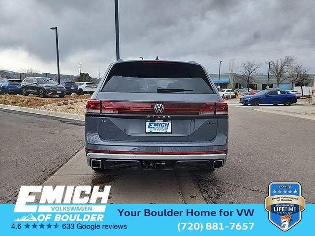 Photo of 2025 Pure Gray Volkswagen Atlas