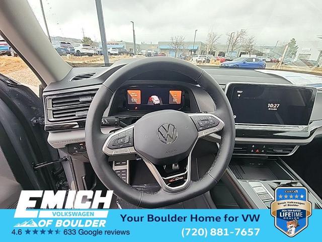 Photo of 2025 Pure Gray Volkswagen Atlas