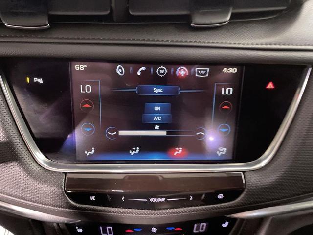 Photo of 2017 Crystal White Tricoat Cadillac XT5