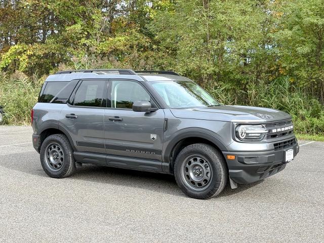 Photo of 2024 CARBONIZED GRAY METALLIC Ford Bronco Sport