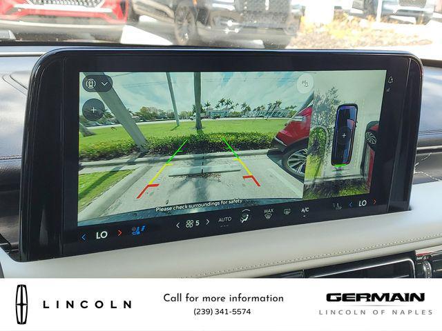 Photo of 2025 Infinite Black Metallic Clearcoat Lincoln Aviator