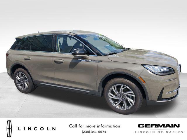 Photo of 2025 Harbor Gray Metallic Clearcoat Lincoln Corsair