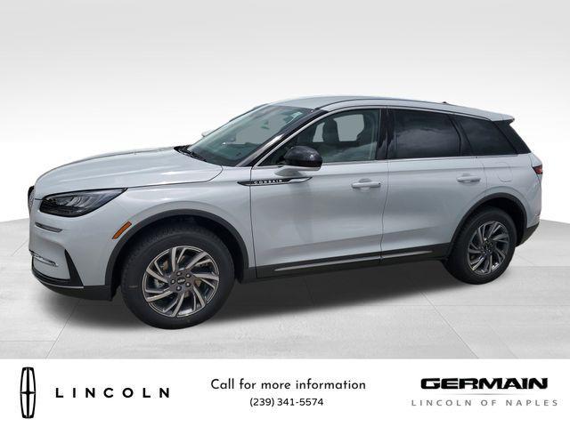 Photo of 2025 White Lincoln Corsair