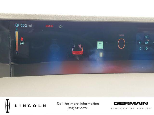 Photo of 2025 Red Carpet Metallic Tinted Clearcoat Lincoln Nautilus