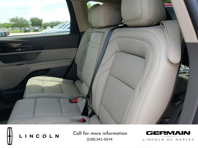 Photo of 2025 Red Carpet Metallic Tinted Clearcoat Lincoln Nautilus