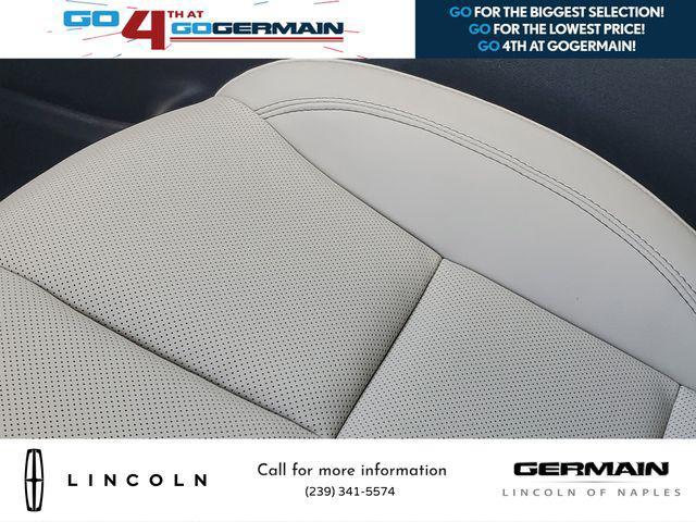 Photo of 2025 Pristine White Metallic Tri-Coat Lincoln Aviator
