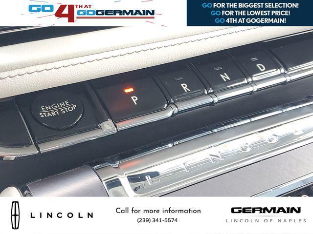 Photo of 2025 Pristine White Metallic Tri-Coat Lincoln Aviator