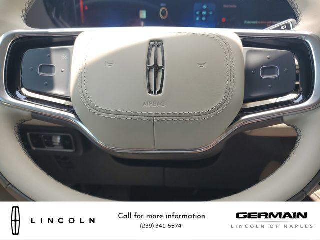 Photo of 2025 Lustrous Gray Metallic Lincoln Nautilus