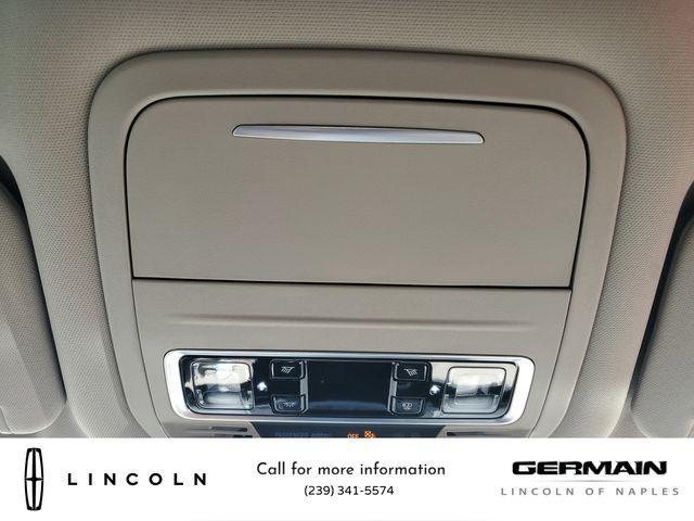 Photo of 2025 Lustrous Gray Metallic Lincoln Nautilus