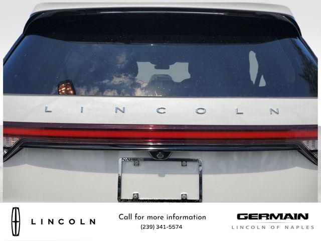 Photo of 2025 Pristine White Metallic Tri-Coat Lincoln Aviator