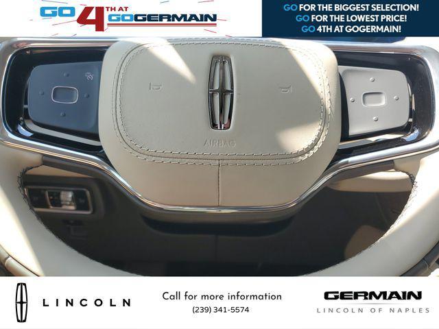 Photo of 2025 White Platinum Metallic Tri-Coat Lincoln Nautilus