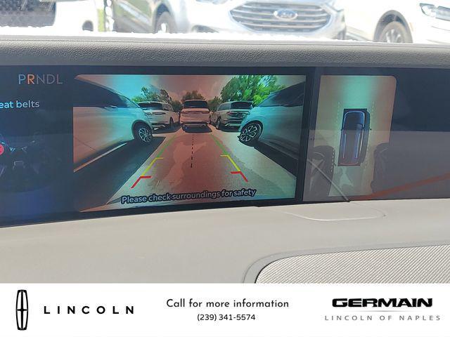 Photo of 2025 White Platinum Metallic Tri-Coat Lincoln Nautilus