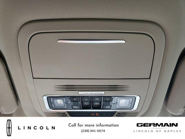 Photo of 2025 White Platinum Metallic Tri-Coat Lincoln Nautilus
