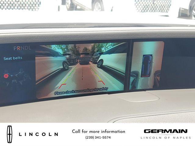 Photo of 2025 White Platinum Metallic Tri-Coat Lincoln Nautilus
