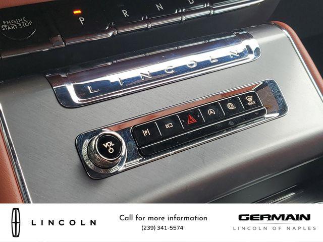 Photo of 2025 Infinite Black Metallic Clearcoat Lincoln Aviator
