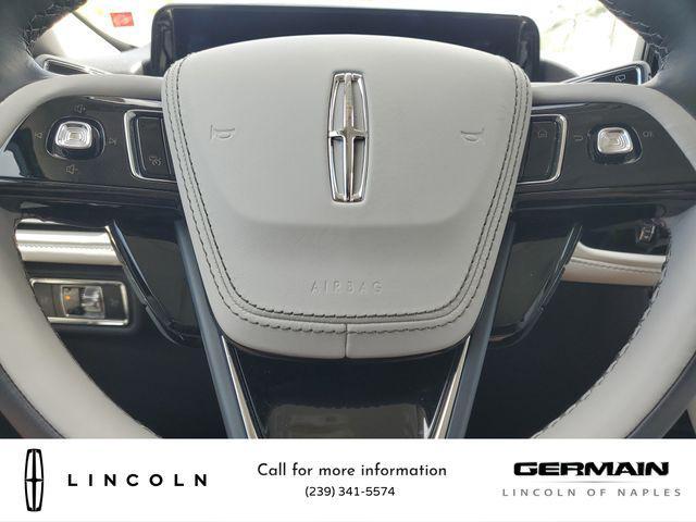 Photo of 2025 Pristine White Metallic Tri-Coat Lincoln Aviator
