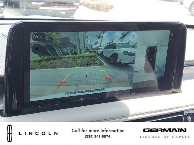 Photo of 2025 Pristine White Metallic Tri-Coat Lincoln Aviator