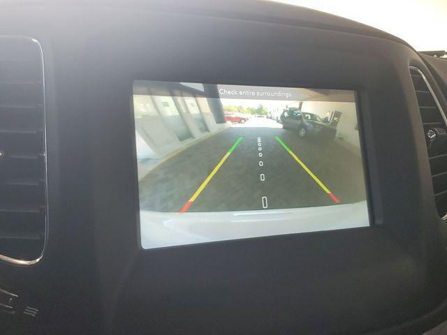 Photo of 2020 White Clearcoat Jeep Compass