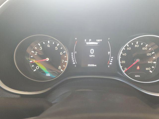 Photo of 2020 White Clearcoat Jeep Compass
