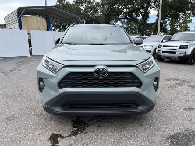 Photo of 2019 Gray Toyota RAV4