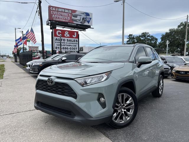 Photo of 2019 Gray Toyota RAV4