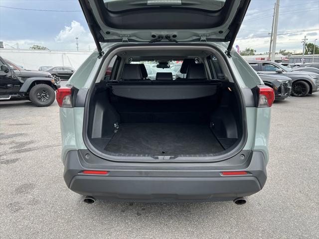 Photo of 2019 Gray Toyota RAV4