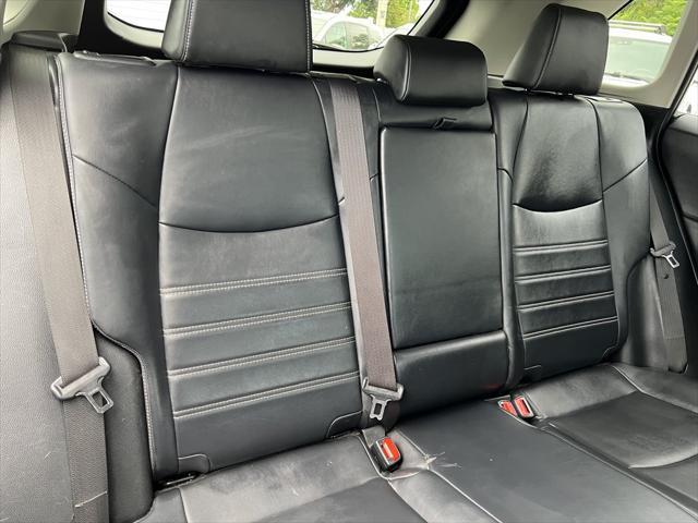 Photo of 2019 Gray Toyota RAV4