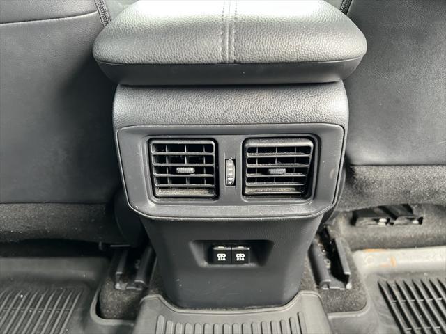 Photo of 2019 Gray Toyota RAV4