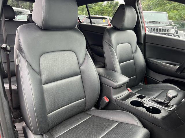 Photo of 2020 Hyper Red Kia Sportage