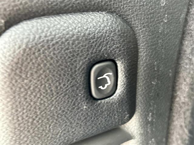 Photo of 2022 White Knuckle Clearcoat Dodge Durango