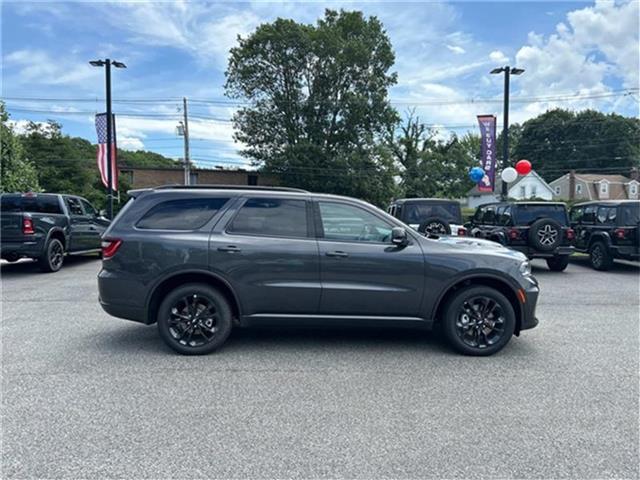 Photo of 2025 Vapor Gray Dodge Durango