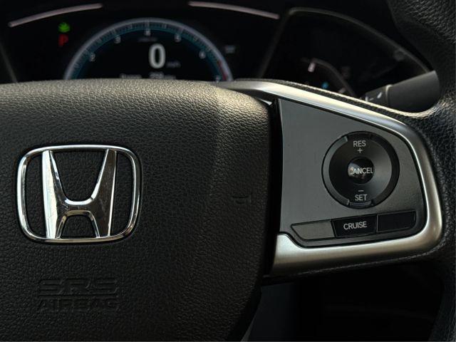 Photo of 2017 White Honda Civic